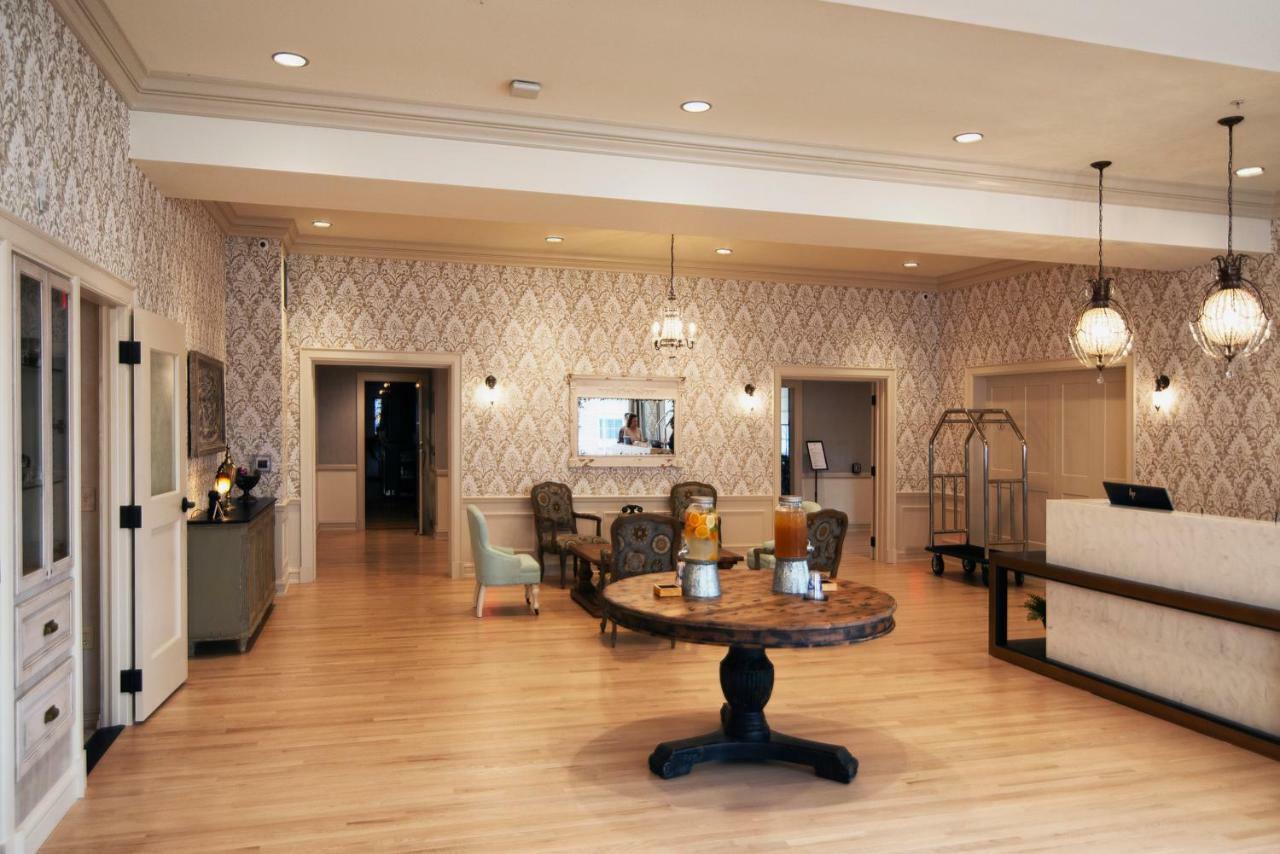 The Stella Hotel & Ballroom Кеноша Екстер'єр фото